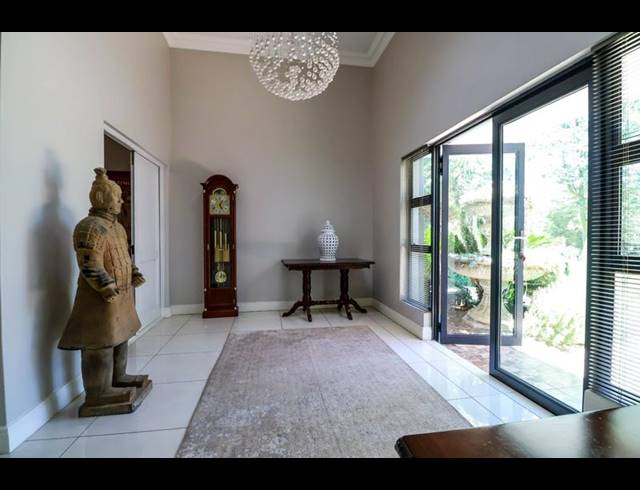 4 BEDROOM HOUSE FOR SALE IN COPPERLEAF ESTATE